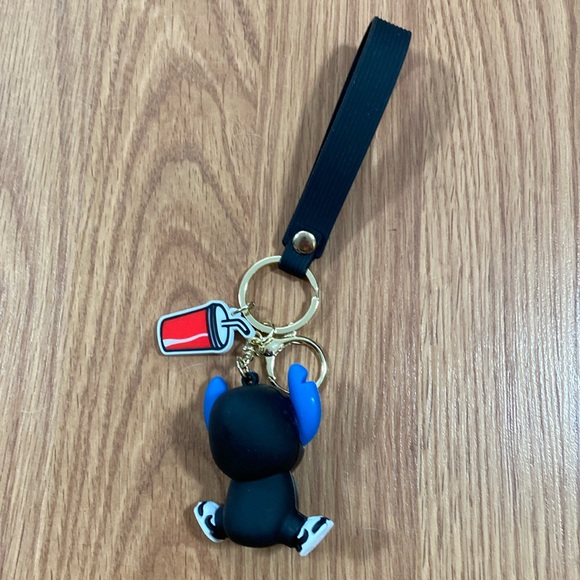 ❤️ Disney’s Lilo and Stitch Adorable Keychain NWOT - Picture 3 of 6